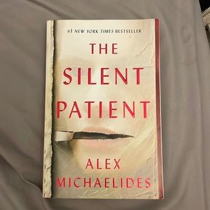 The Silent Patient book by Alex Michaelides